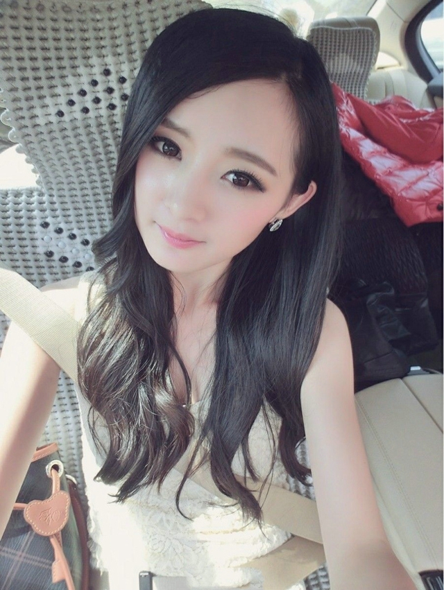平面模特陈丹婷私房自拍美照(3)