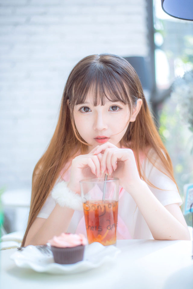 婴儿肥清纯学生妹的下午茶(2)