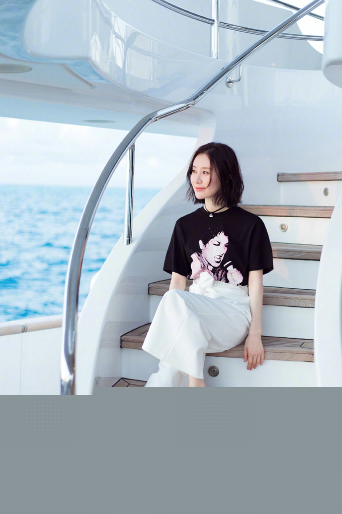 舒畅海上游轮清新随意高清图片(1)