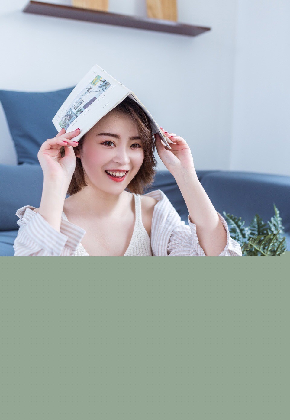 极品少妇美女吊带酥胸性感美腿写真(2)