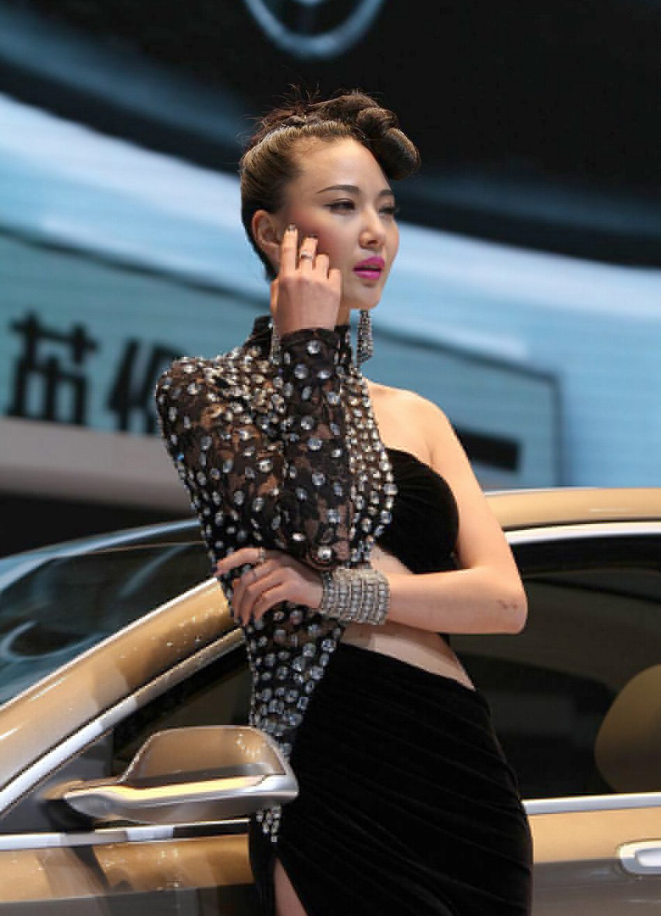 吉利帝豪成熟靓模绽放(2)