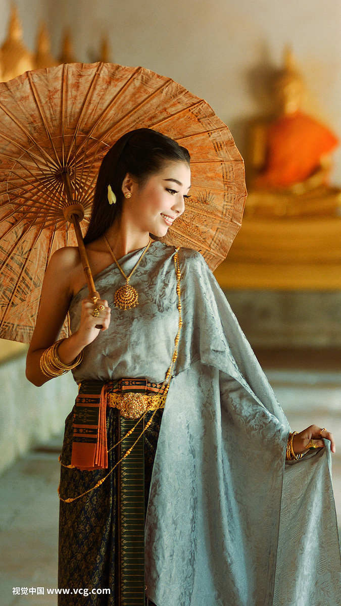 亚洲女人穿着传统的泰国文化,复古风格,泰国文化,泰国传统西装,泰国复古,泰国女人,泰国服饰,泰国