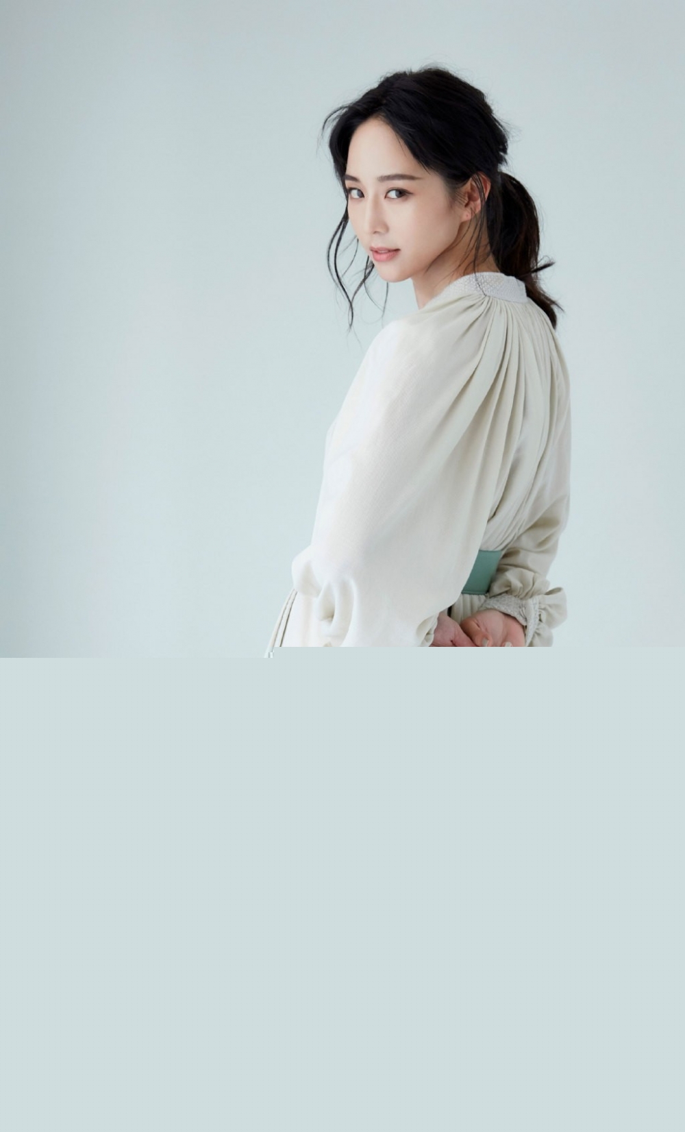 冷艳优雅美女张钧宁空灵氧气女神时尚写真图片(2)