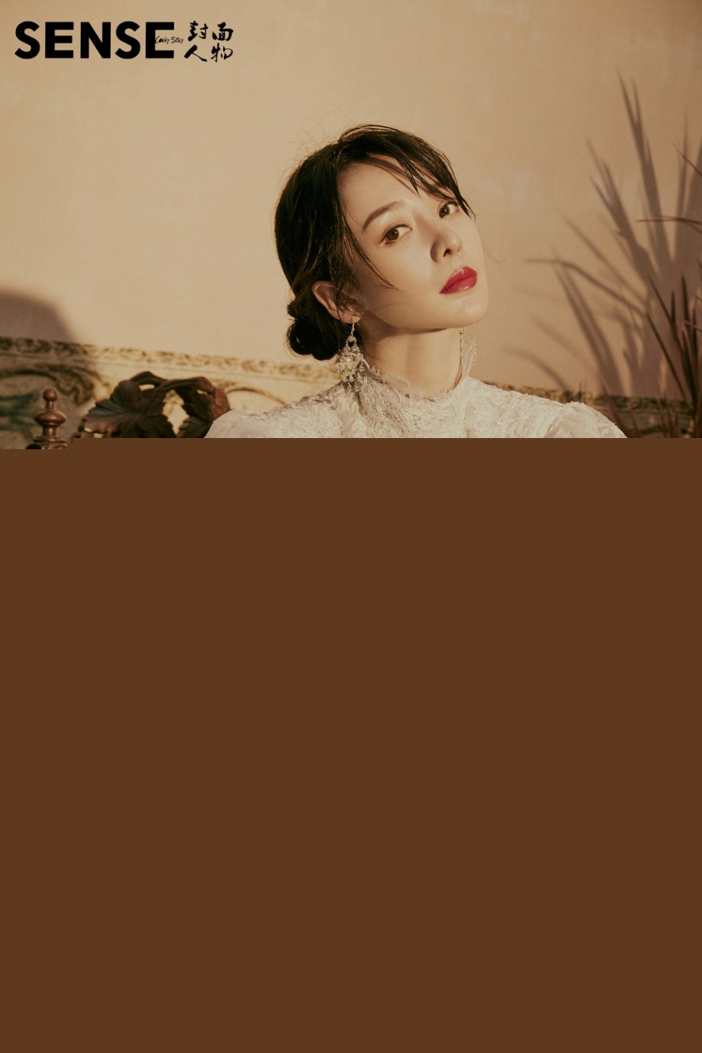精致古典美女柳岩优雅香艳成熟妆容长裙写真图片(2)