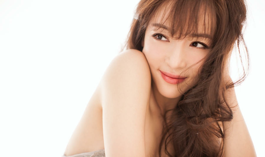 甜美白皙女星叶一云魅惑性感写真(1)