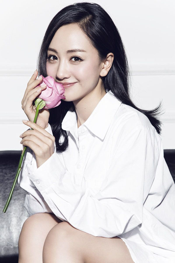 杨蓉性感写真曝光 妩媚妖艳释放诱惑气息(2)