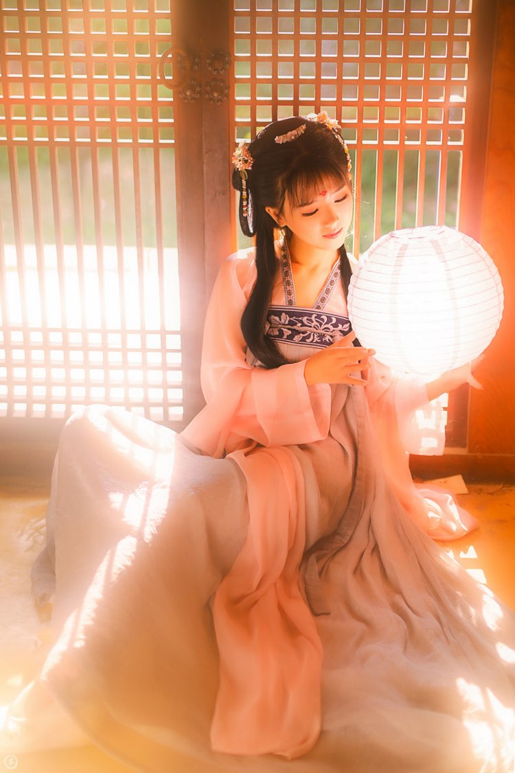 古装美女梦幻柔美朦胧优雅艺术人像摄影写真图片(2)
